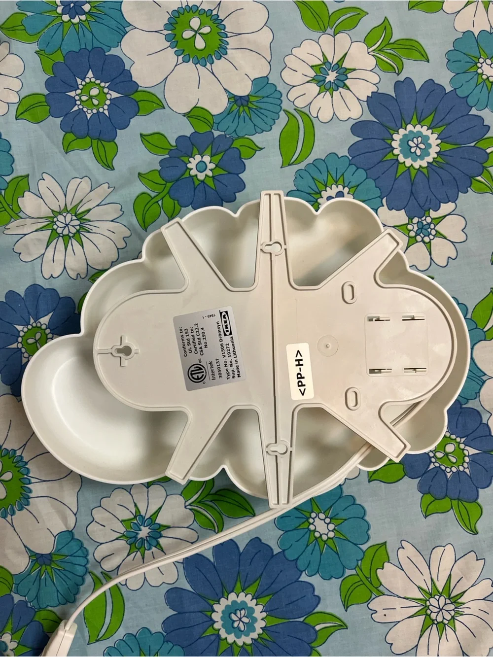 IKEA cloud lamp